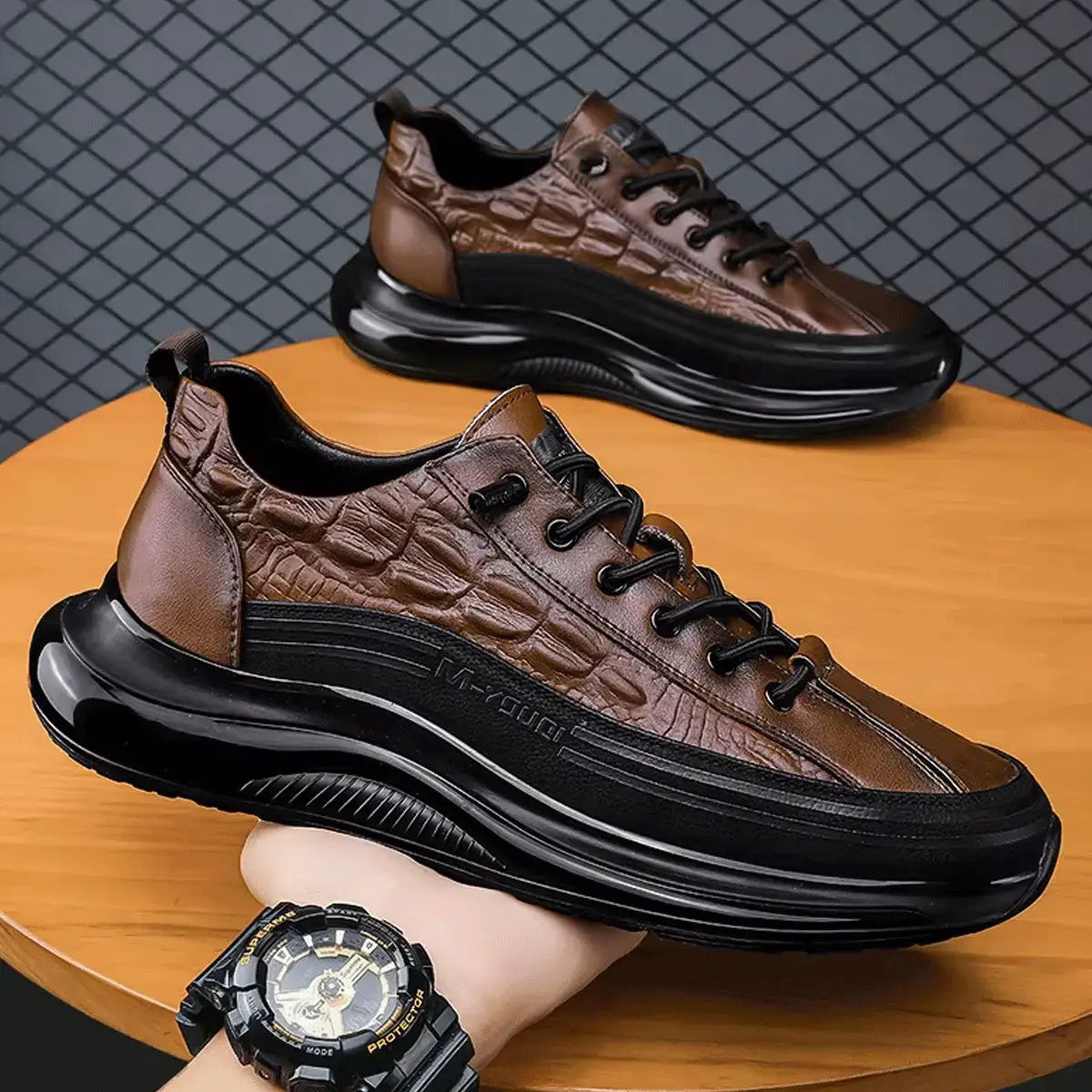 Drako® Blokes' Croc Skin Trainers